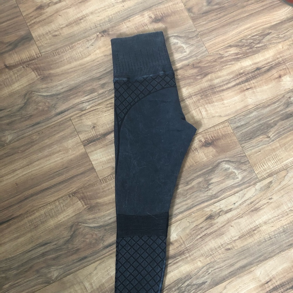Avocado leggings